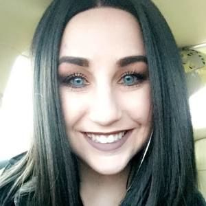 Meet your Posher, Hayley